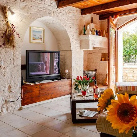 Сasa de vacaciones Trullo Del Leccio Da Madia *