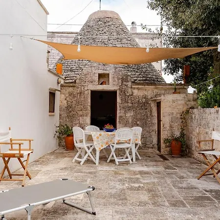 Trullo Del Leccio Da Madia * La Correggia