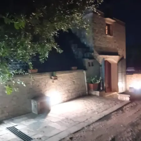Trullo Del Leccio Da Madia Сasa de vacaciones